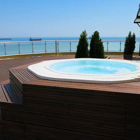 Family Hotel Albizia Beach Varna Eksteriør billede