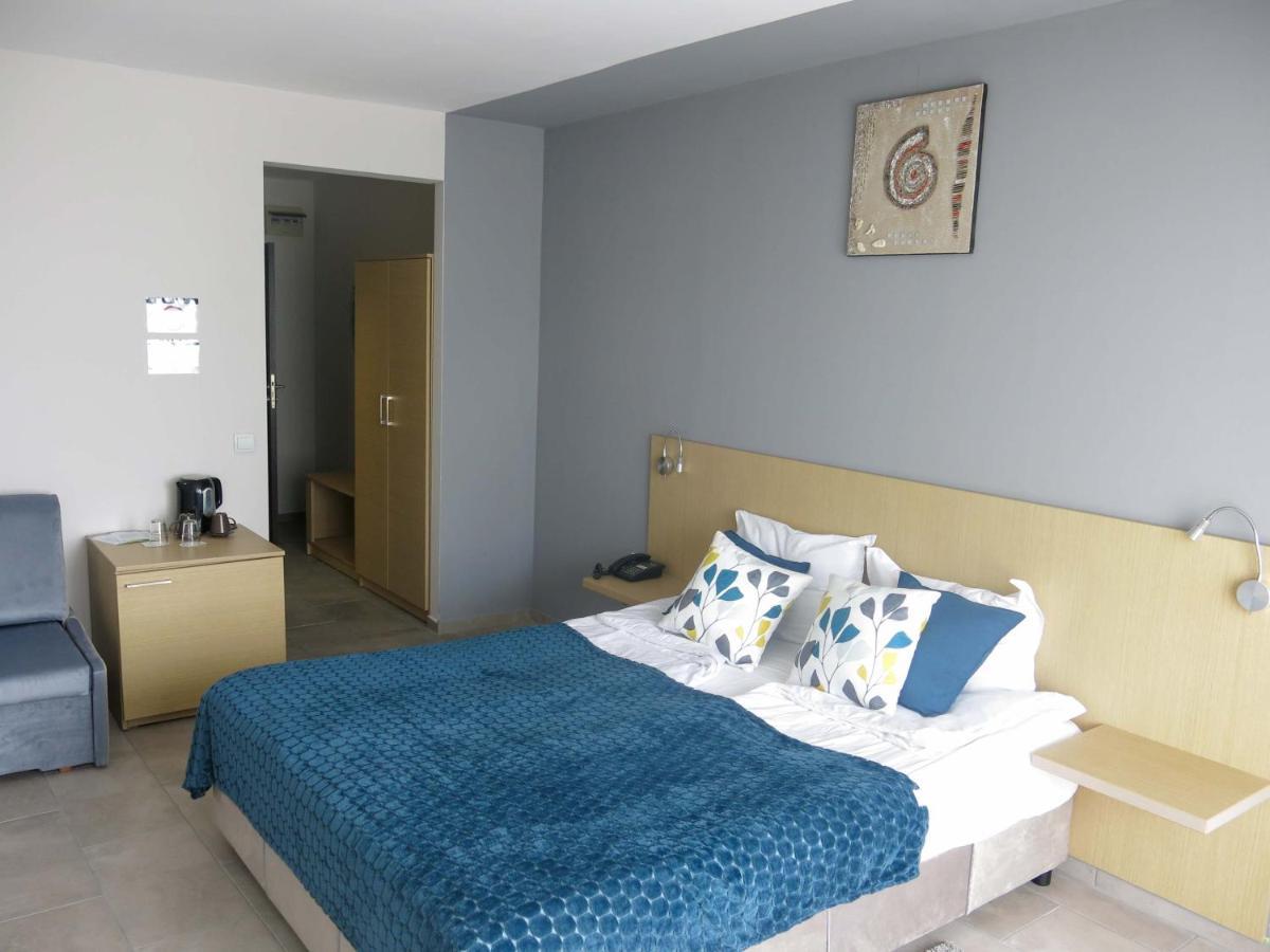 Family Hotel Albizia Beach Varna Eksteriør billede