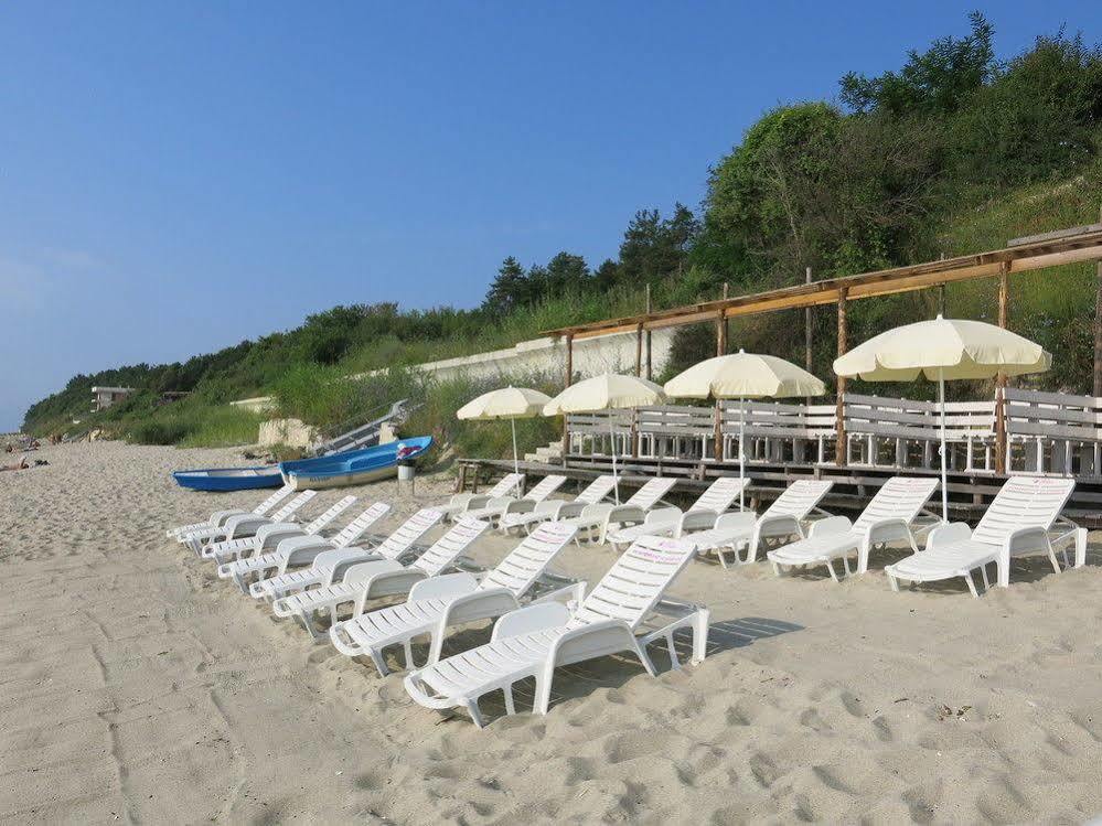 Family Hotel Albizia Beach Varna Eksteriør billede