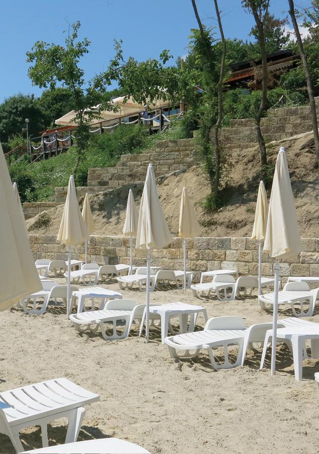 Family Hotel Albizia Beach Varna Eksteriør billede